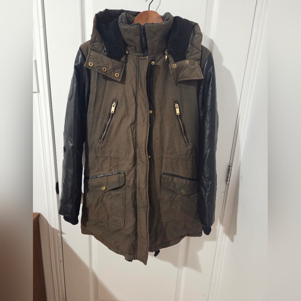 Storm Moutain Women's Olive Green and Black Hooded Jacket